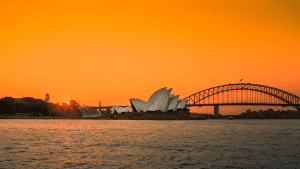 Opera House – landscape photography by Junrui Ye