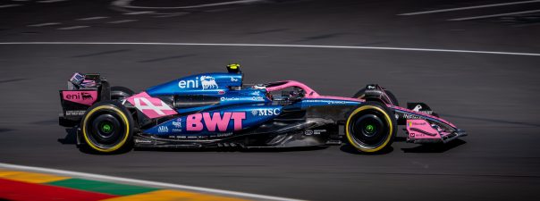 Alpine No. 7 driven by Doohan – motorsport photography by Junrui Ye