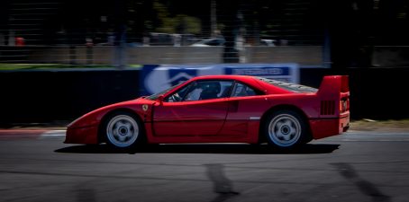 Ferrari F40 on track – motorsport photography by Junrui Ye
