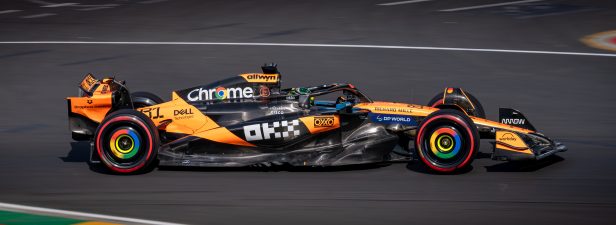 McLaren No. 81 with Piastri – motorsport photography by Junrui Ye