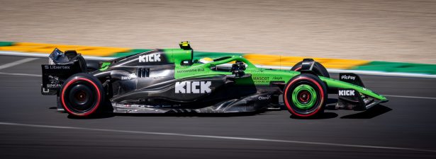 Sauber No. 5 driven by Bortoleto – motorsport photography by Junrui Ye