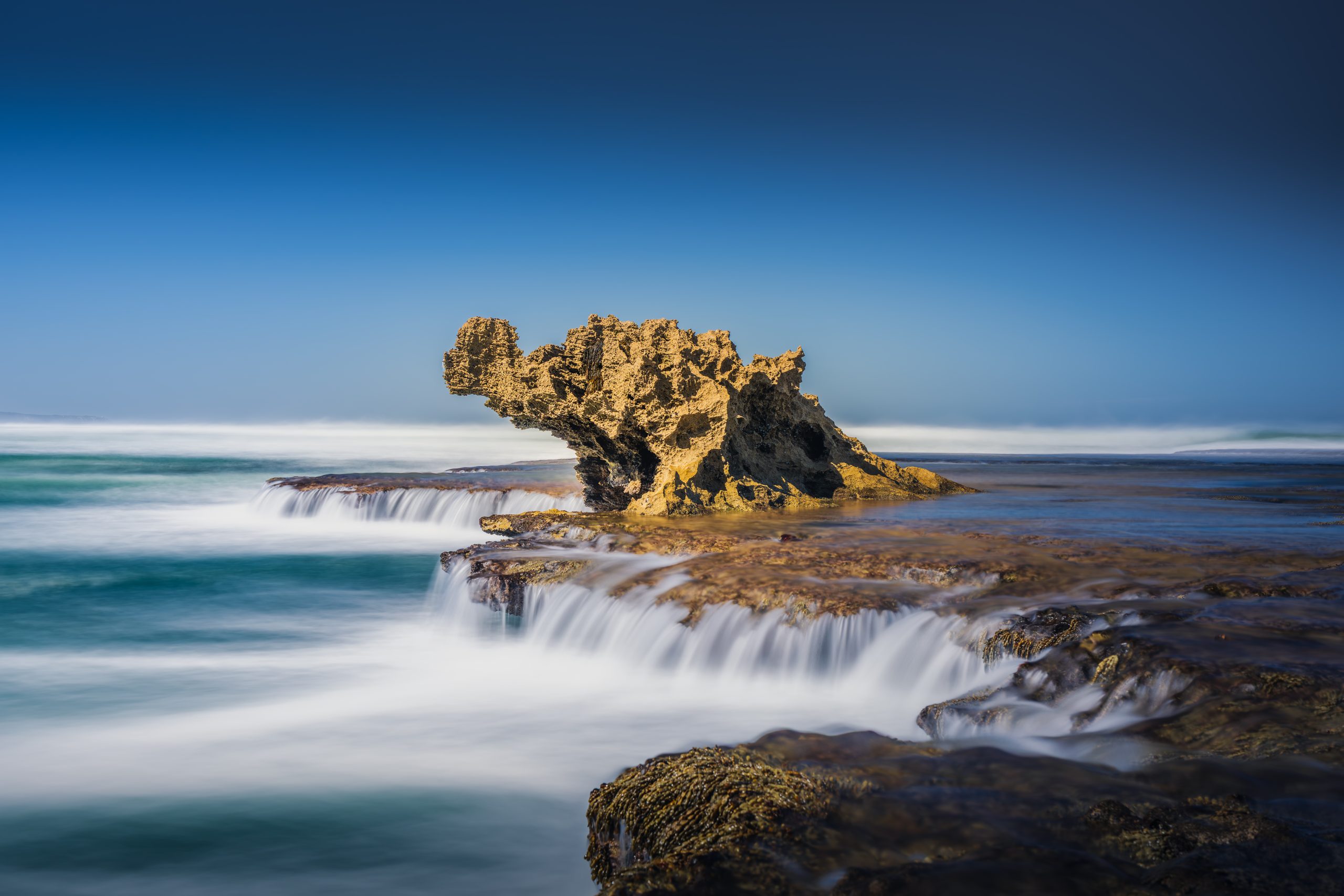 Dragon Head rock formation – landscape photography by Junrui Ye