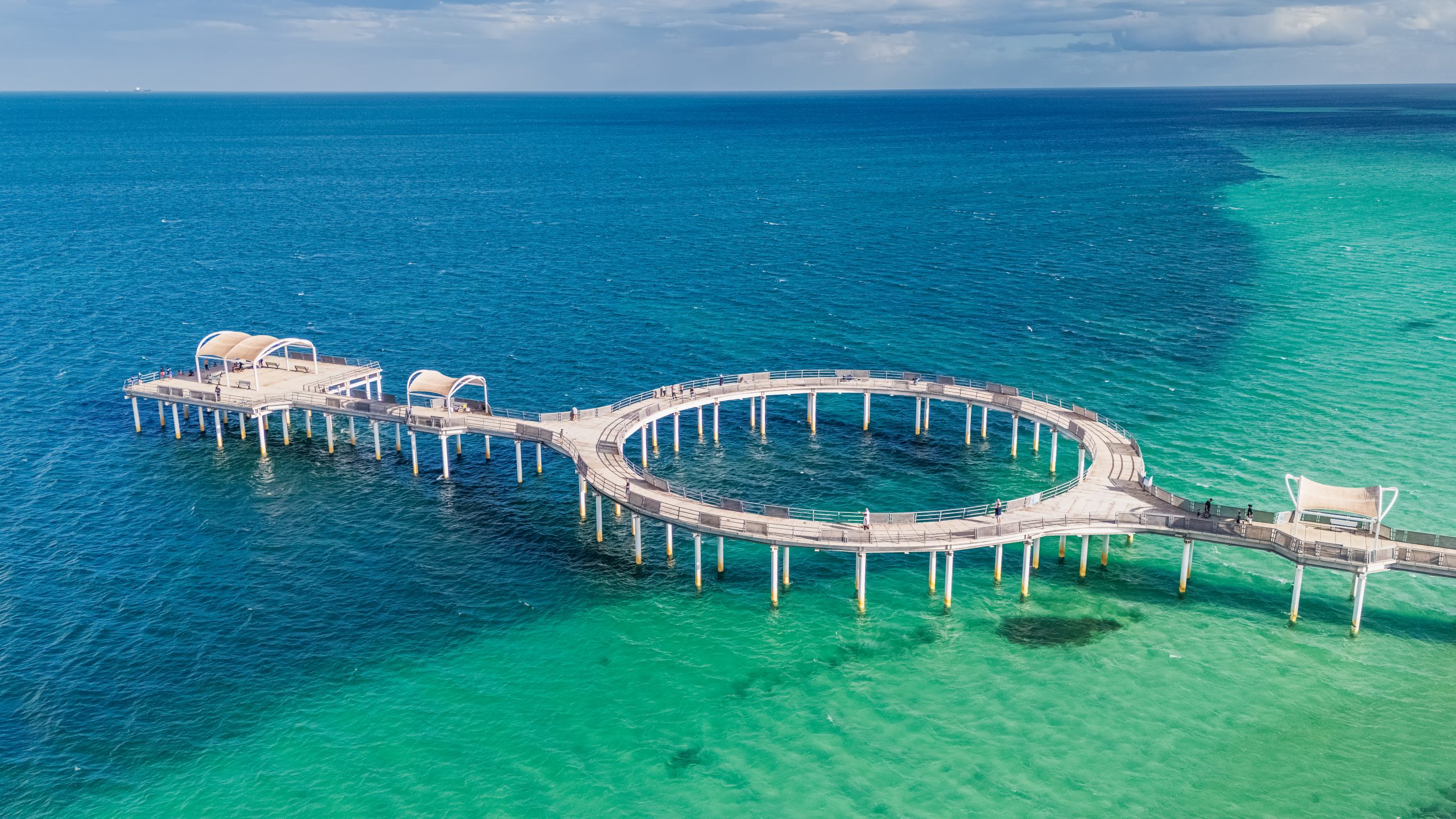 Whyalla Jetty – landscape photography by Junrui Ye