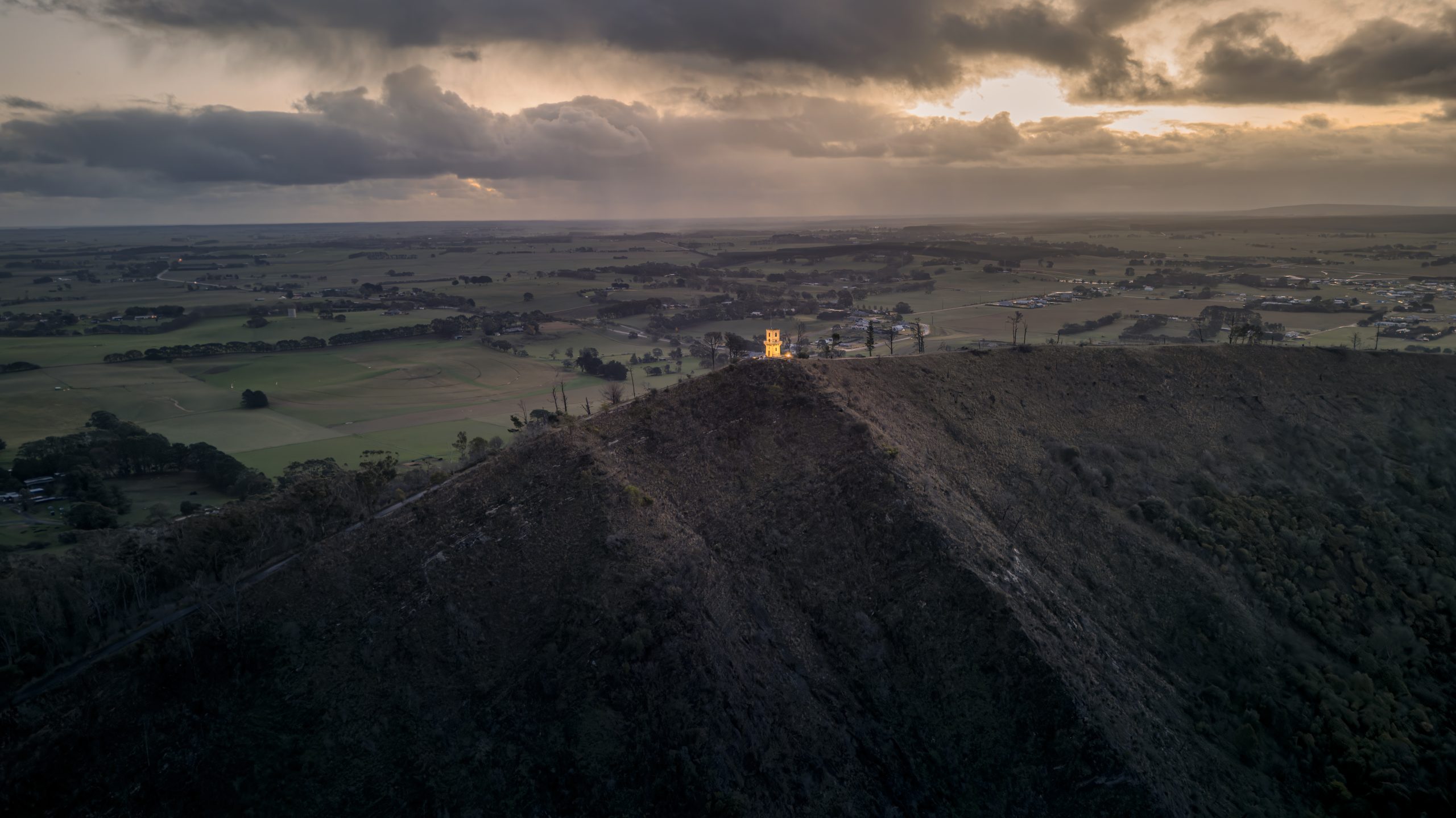 Mount Gambier Centenary Tower – landscape photography by Junrui Ye